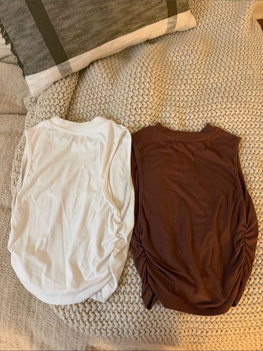 Tank Top Bundle - Picture 3 of 4